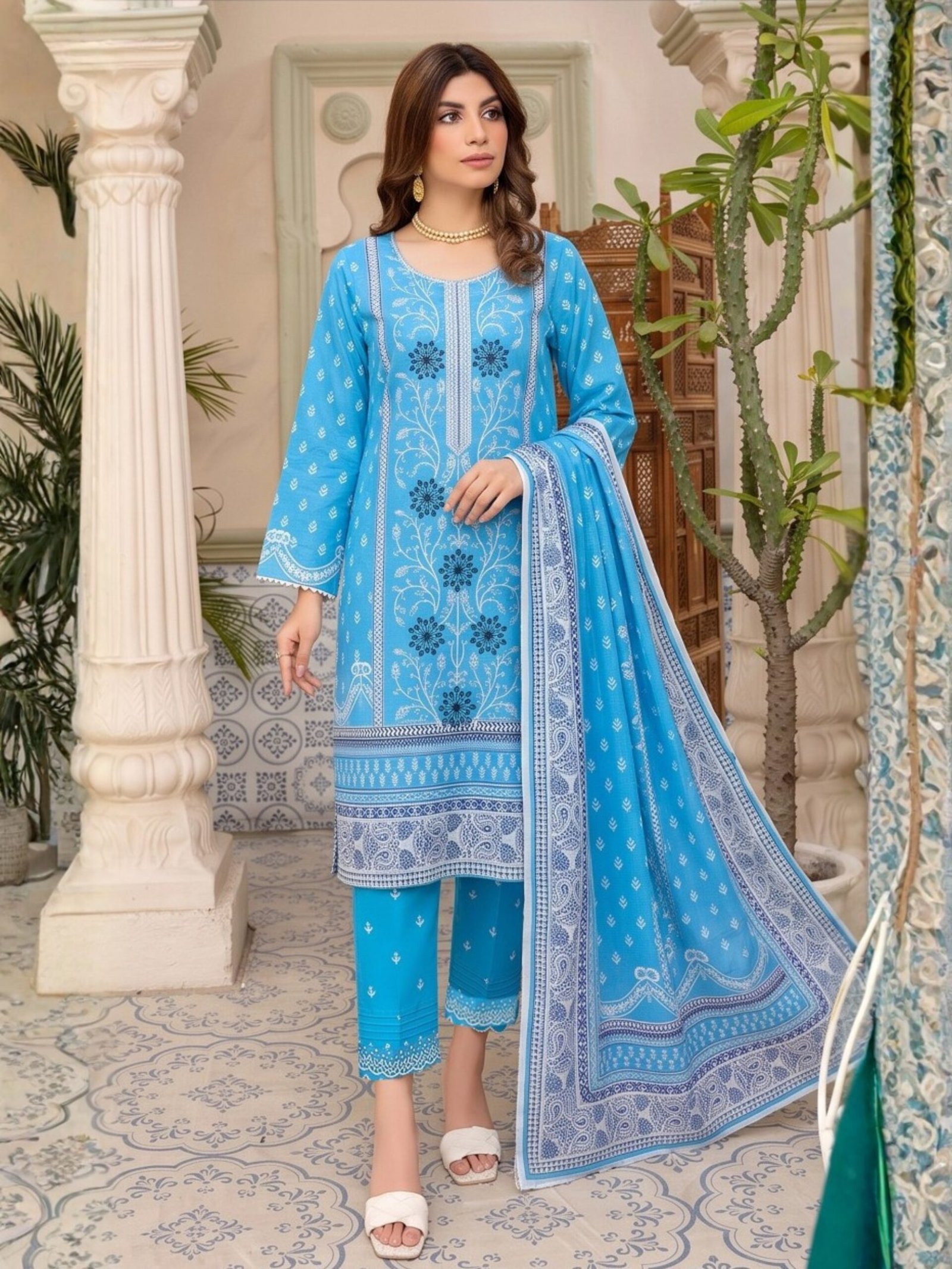 Khaadi Embroidered 3-Piece Suit – Design 08 – 12018